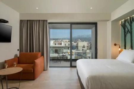 Hyperion City & Spa - 240