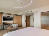 Standard room with street view