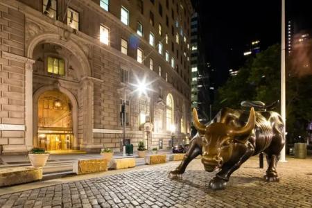 The Wall Street New York City - 10