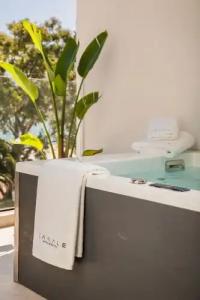 Canale & Suites - 128