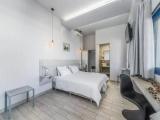 Comfort room with sea view