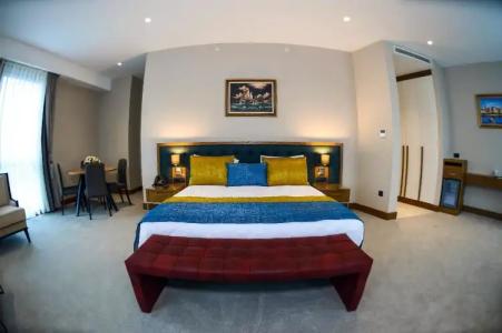 Cher & Spa Istanbul Taksim - 83