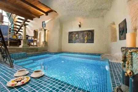 Elysion Cave Suites - 74