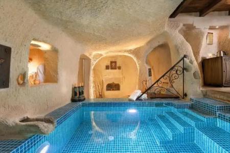 Elysion Cave Suites - 81