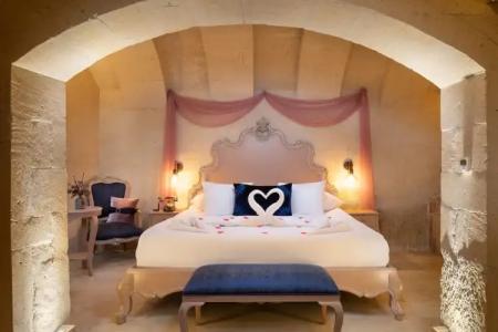 Elysion Cave Suites - 44