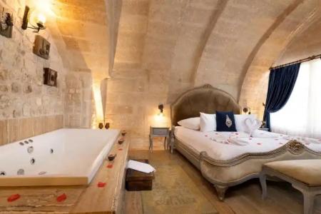 Elysion Cave Suites - 108