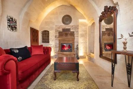 Elysion Cave Suites - 116