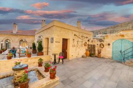 Elysion Cave Suites - 100