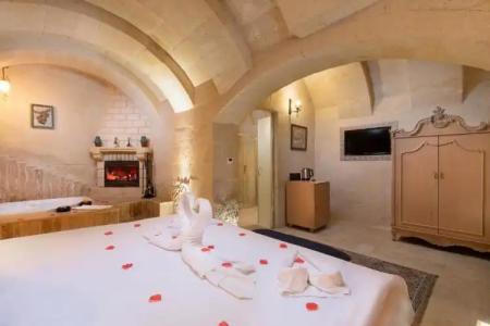 Elysion Cave Suites - 78