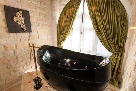 Elysion Cave Suites - 95