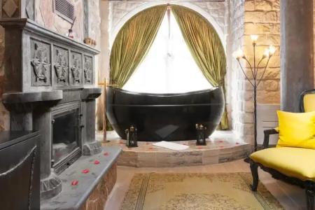 Elysion Cave Suites - 77