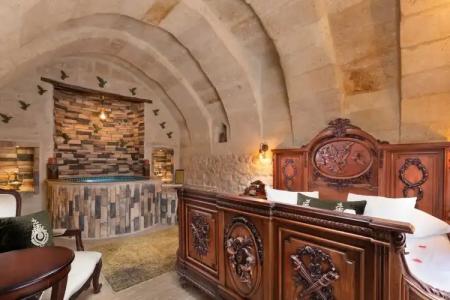 Elysion Cave Suites - 114