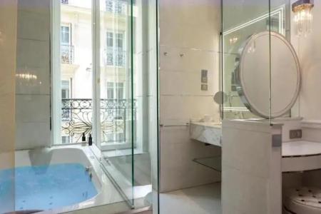 Paris j'Adore & Spa - 76
