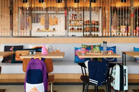 Moxy Cologne Bonn Airport - 10