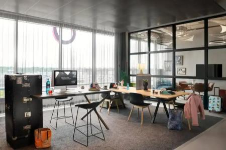 Moxy Cologne Bonn Airport - 26