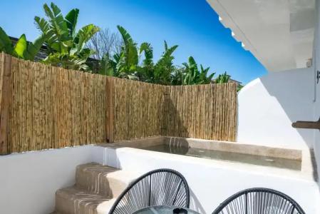 Atma Beach Rooms & Suites - 21