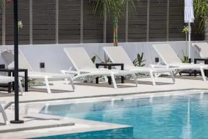 Sapphire Horizon Suites