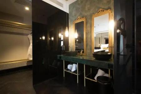 Brown Lighthouse Athens, a member of Browns - 60