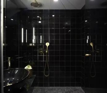 Brown Lighthouse Athens, a member of Browns - 8