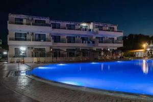 Angela Beach Hotel & Apts, Roda