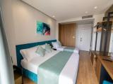 Standard Triple room with sea view