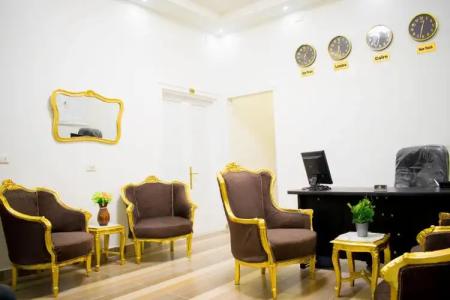 Golden Palace
