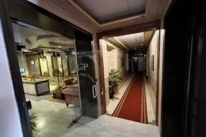 Cairo Plaza Hotel, Cairo