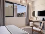 Suite with city view
