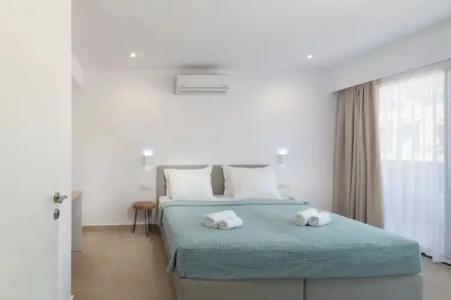 Golden Bee Lifestyle - 30