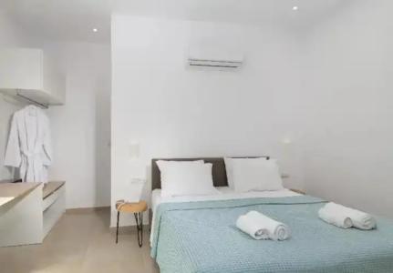 Golden Bee Lifestyle - 40