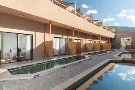 Golden Bee Lifestyle - 48