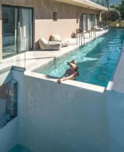 Golden Bee Lifestyle - 36