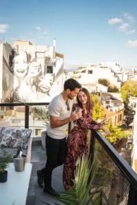Melo Athens - 189