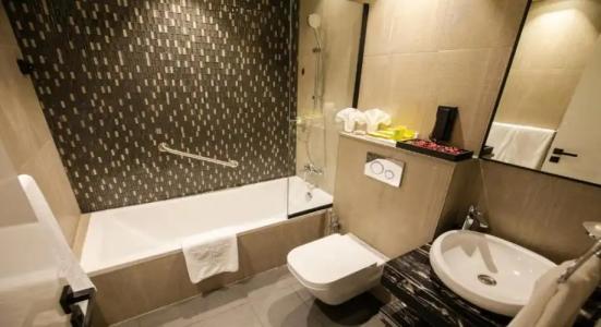 Rose Executive - DWTC - 111