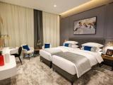 Executive Quadruple Connecting room