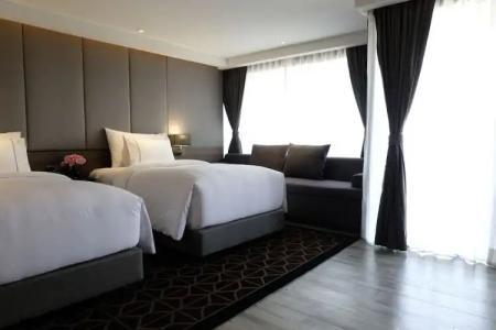 Ayathorn Bangkok - 81