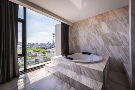 Ayathorn Bangkok - 113