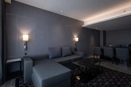 Ayathorn Bangkok - 111