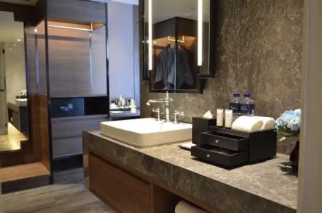 Ayathorn Bangkok - 85