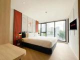 2 Bedrooms Suite with canal view