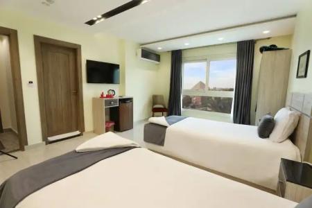 Brothers Pyramids View - 34