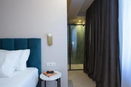 L'Avventura Athens - 5