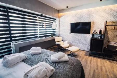 Project 3 Urban Chic - 110