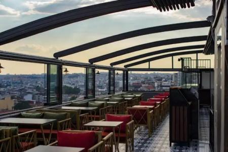Grand Balyan & Restaurant - 12