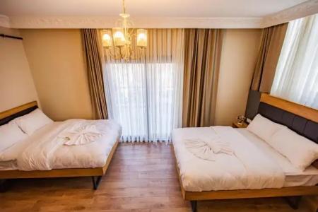 Grand Balyan & Restaurant - 109