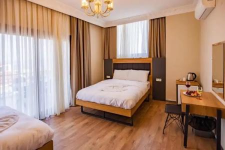 Grand Balyan & Restaurant - 112
