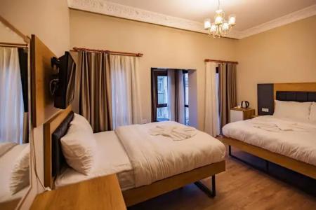 Grand Balyan & Restaurant - 44