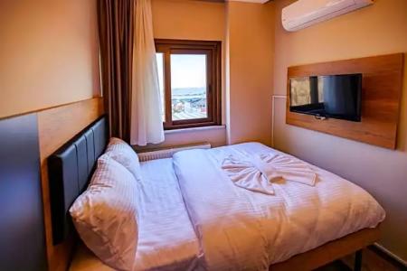 Grand Balyan & Restaurant - 79