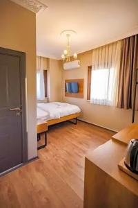 Grand Balyan & Restaurant - 74