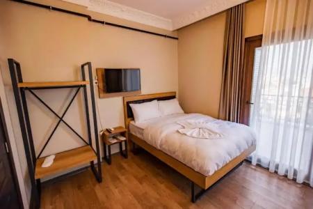 Grand Balyan & Restaurant - 111